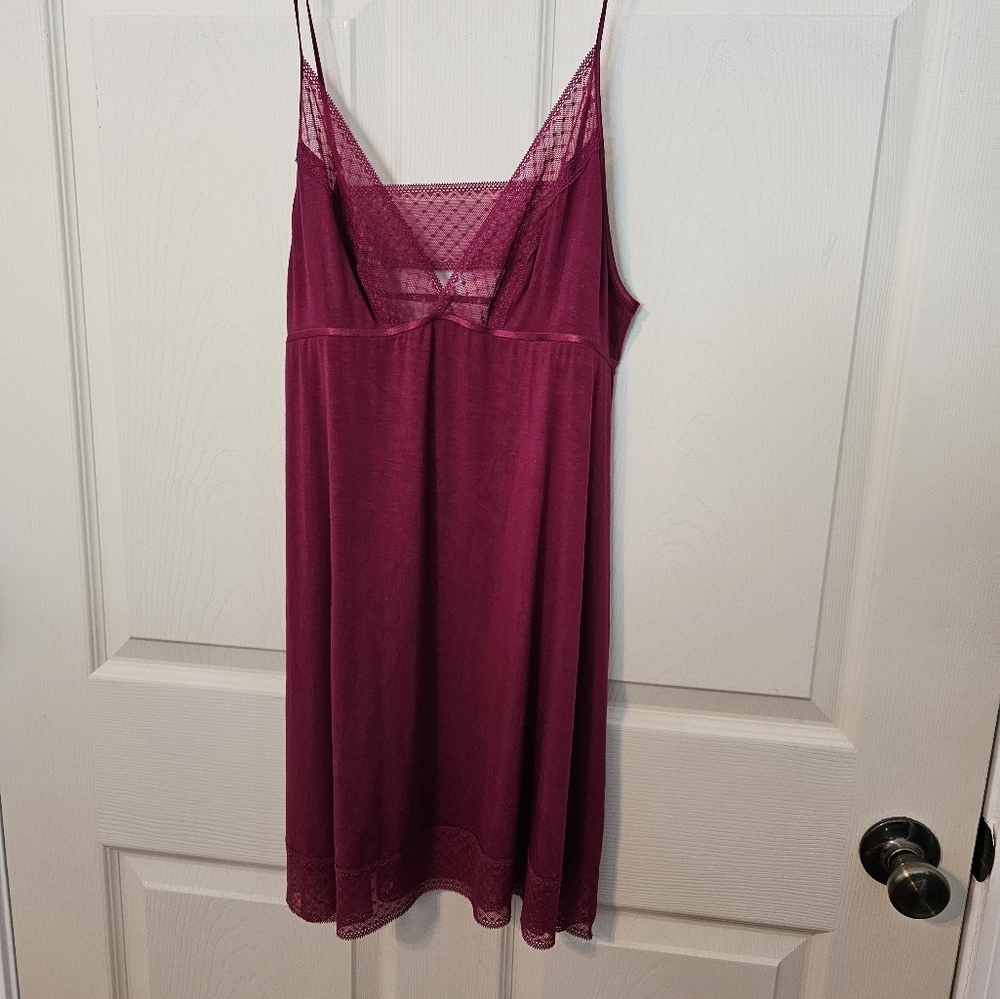 Victoria's Secret maroon silky slip w/cutout back M